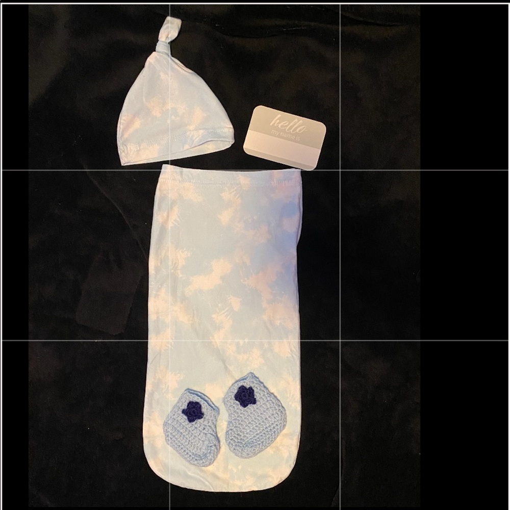 Itzy Ritzy cacoon swaddle